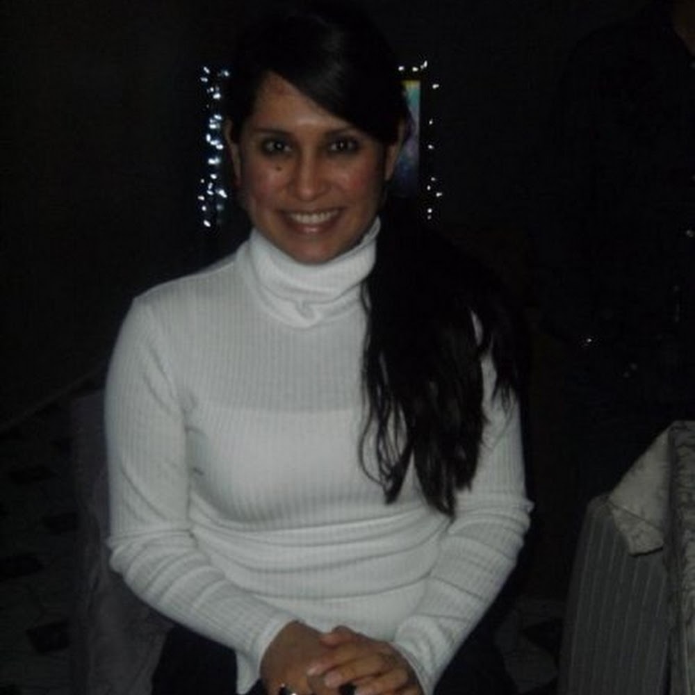 Meet your Posher, Cynthia